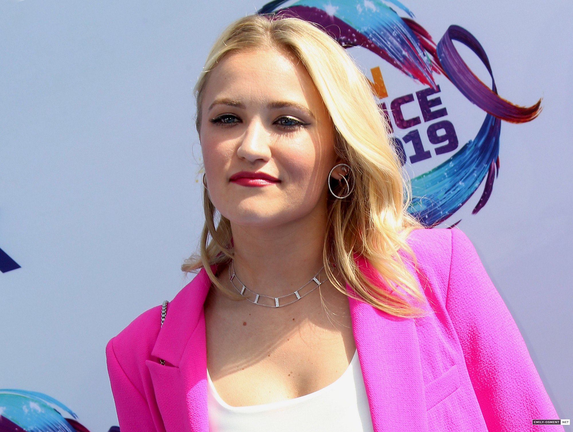 08/11/19 - 2019 Teen Choice Awards - Arrivals - 019 - Emily Osment